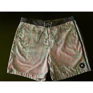 HURLEY Phantom Gray/Pink Floral Boardshorts sz 36